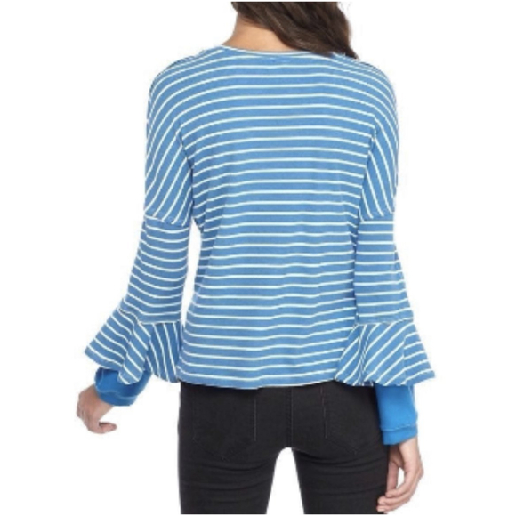 WE THE FREE Round Tee Blue White Top - Picture 2 of 6